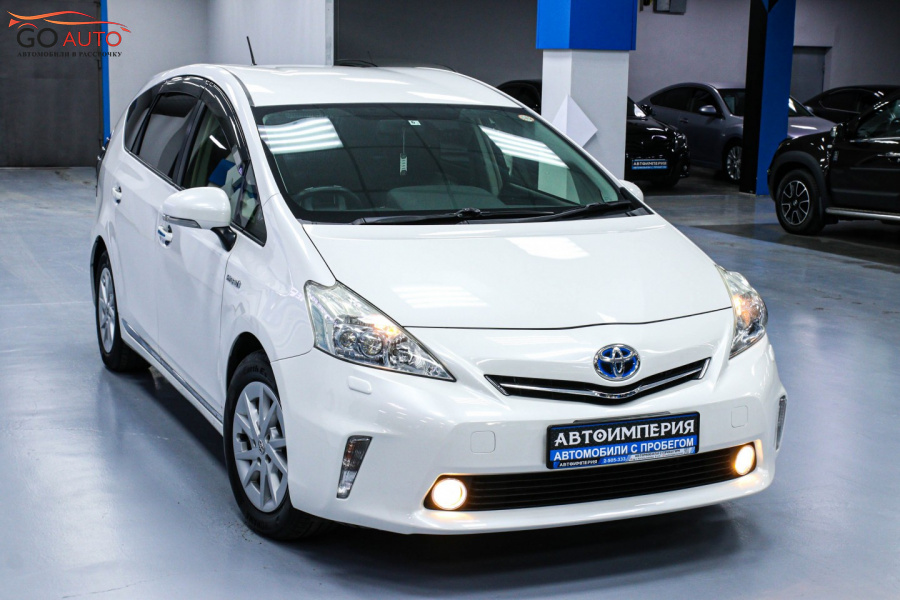 Toyota Prius Alpha, 2012 год - Go Auto