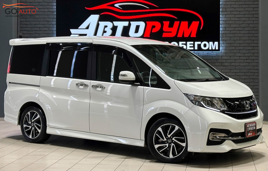Honda Stepwgn Spada, 2015 - Go Auto